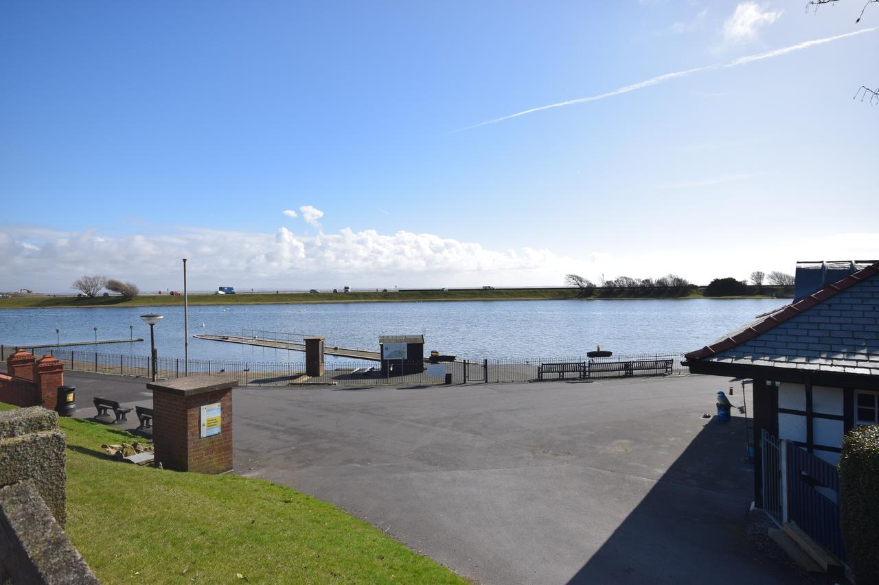 Lakeside Hotel Lytham St Annes Exterior photo